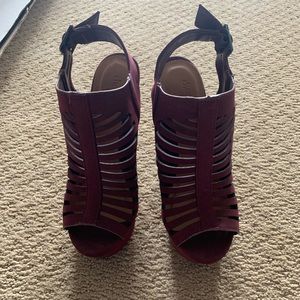 Peep toe platform heels